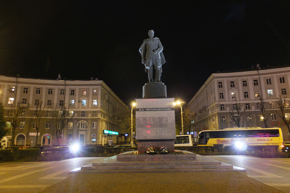 Monument Generaal Ivan Chernyakhovsky