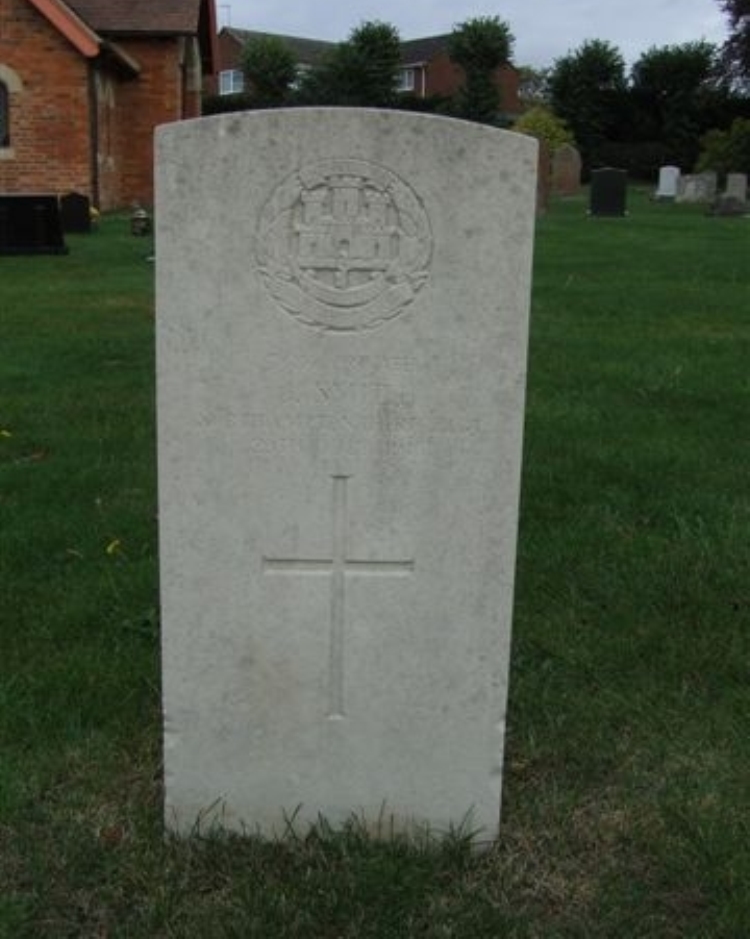 Commonwealth War Graves Oundle Road Cemetery