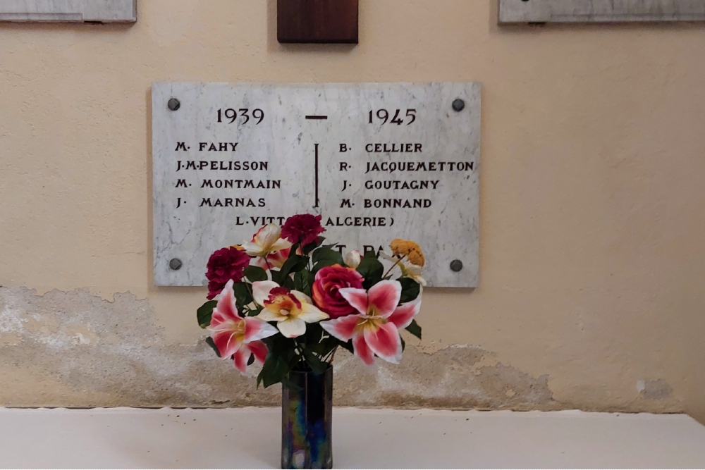 Oorlogsmonument glise Sainte Thrse Enfant Jesus de Saint-Martin-en-Haut #2