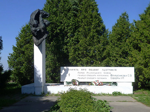 Monument Russische Vliegeniers 1944