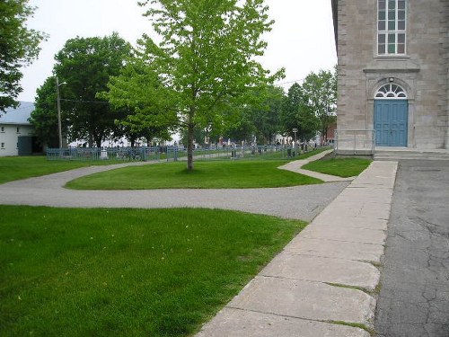 Oorlogsgraven van het Gemenebest Saint-Michel-de-Bellechasse Roman Catholic Cemetery