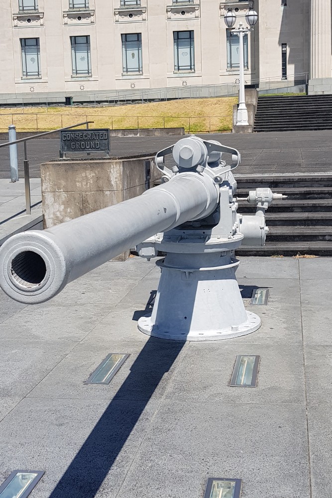 4 Inch Guns HMS New Zealand #2