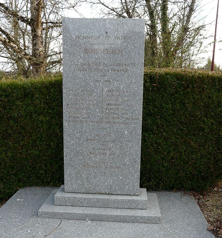 War Memorial Boisseuilh