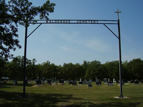 Oorlogsgraf van het Gemenebest Waldersee Lutheran Cemetery