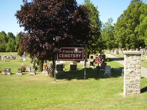Oorlogsgraven van het Gemenebest St. Francis Xavier Cemetery