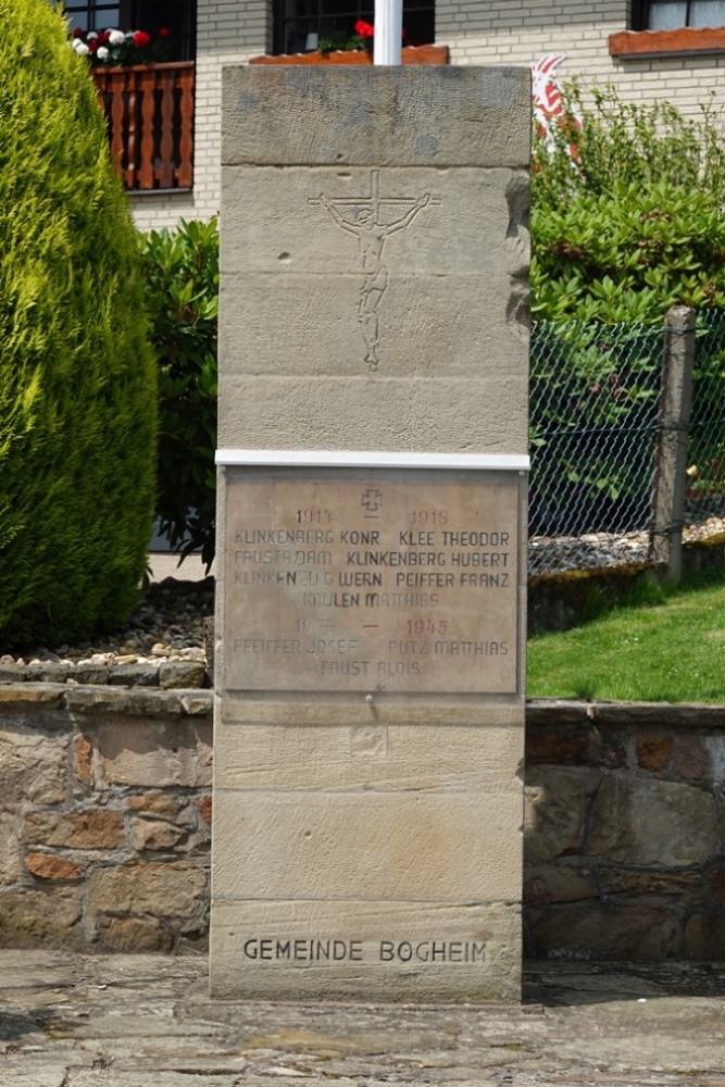 War Memorial Bogheim #3