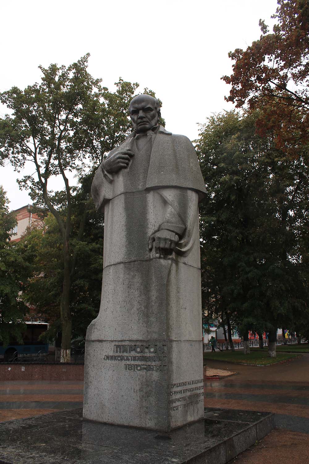 Monument Nikolay Pirogov