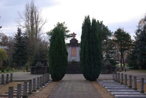 Soviet War Cemetery Schnewalde