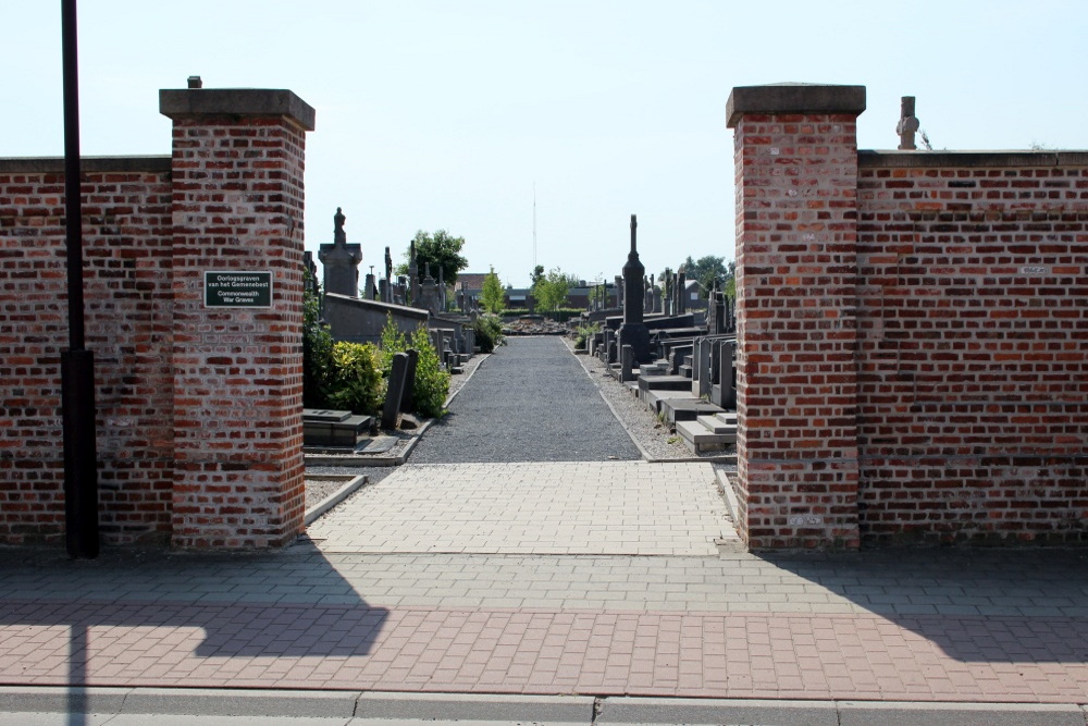 Commonwealth War Graves Moorslede