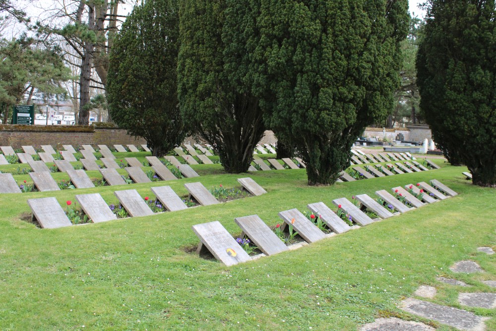 French War Graves Le Touquet-Paris-Plage #2