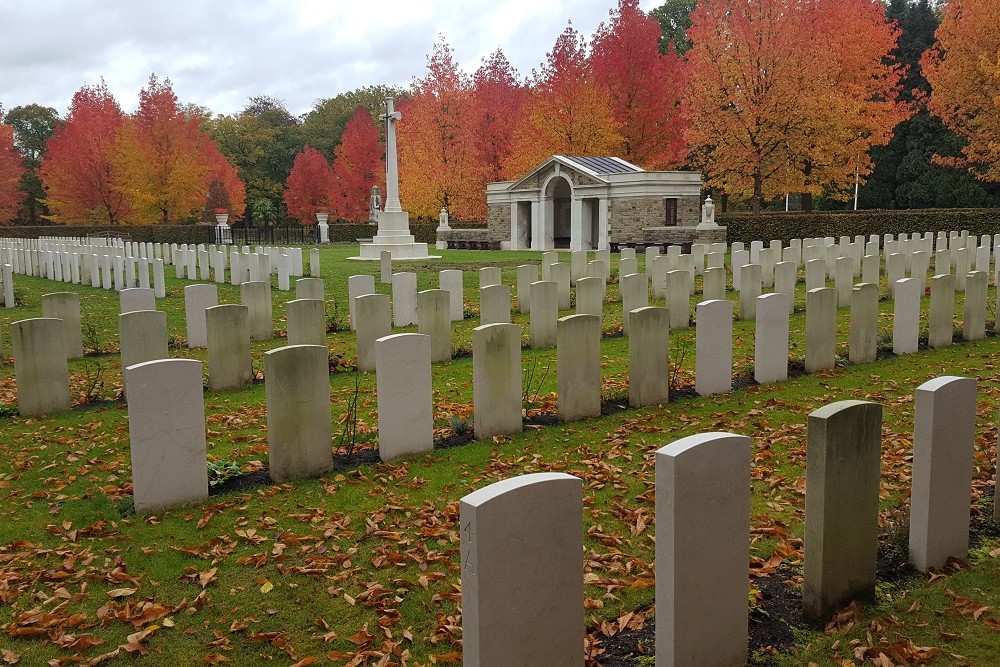 Commonwealth War Graves Antwerp Schoonselhof