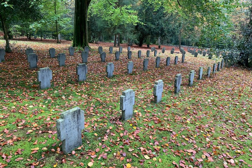 German War Graves Waldfriedhof #4