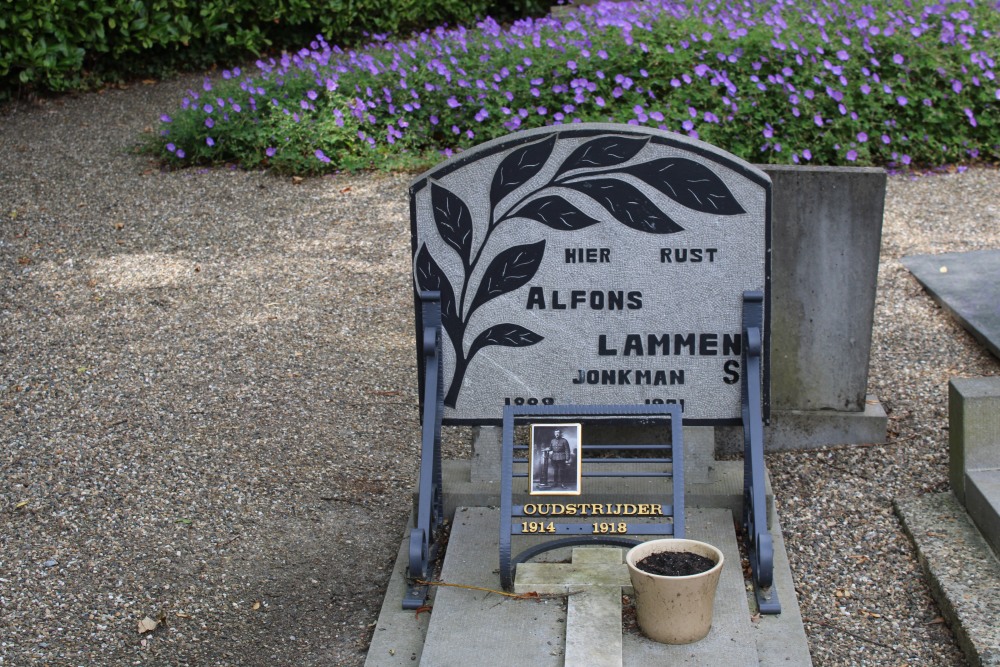 Belgian Graves Veterans Stevoort #1