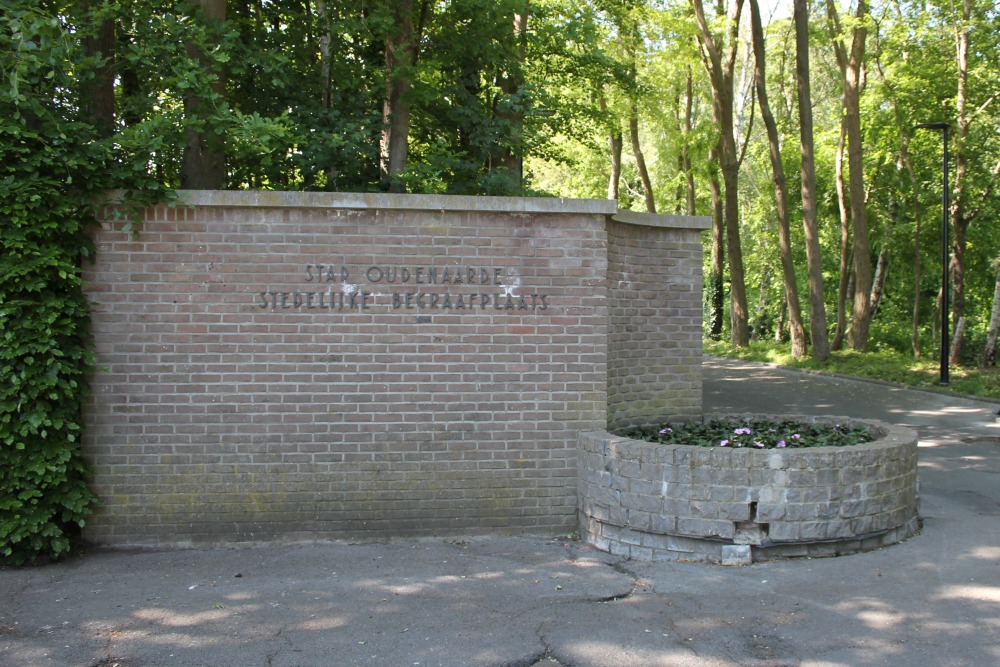 Belgian Graves Veterans Oudenaarde