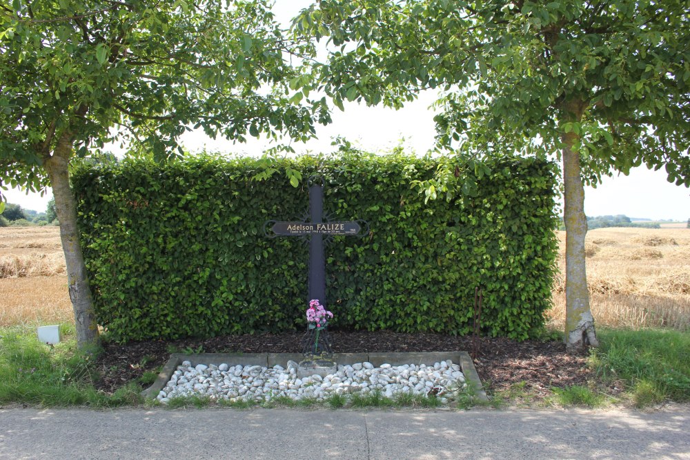 Remembrance Cross Adelson Falize