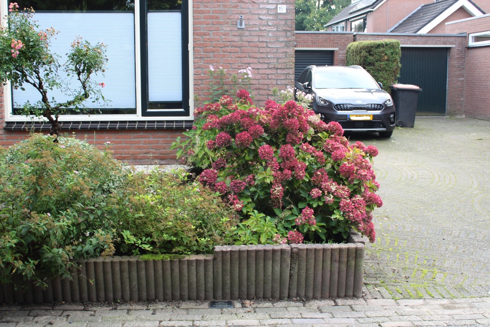 Memorial Stone Oranjestraat 15B #2