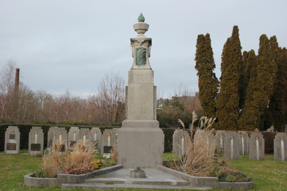 War Memorial Cemetery Bois-de-Breux