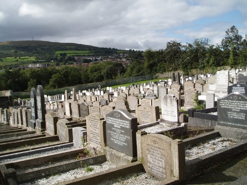 Commonwealth War Graves Carnmoney Jewish Cemetery