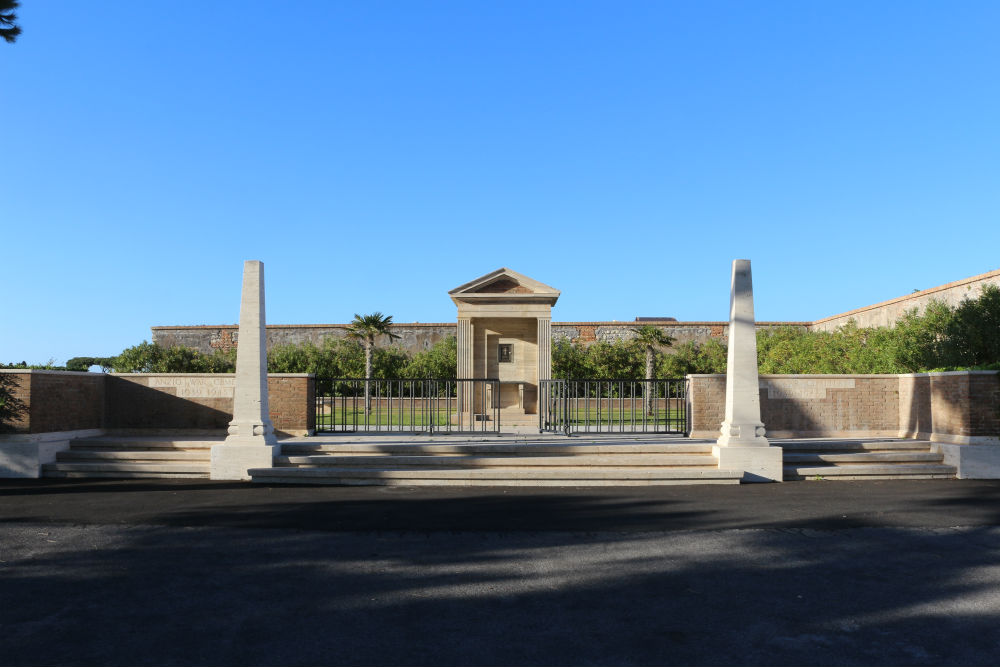 Commonwealth War Cemetery Anzio