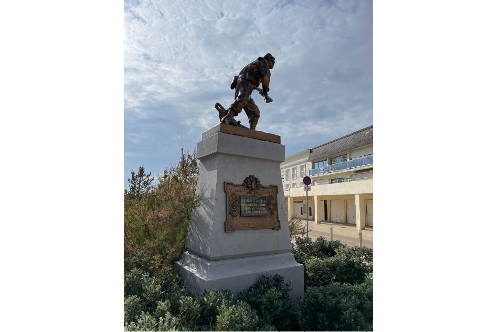 War Memorial Berck-Plage #3