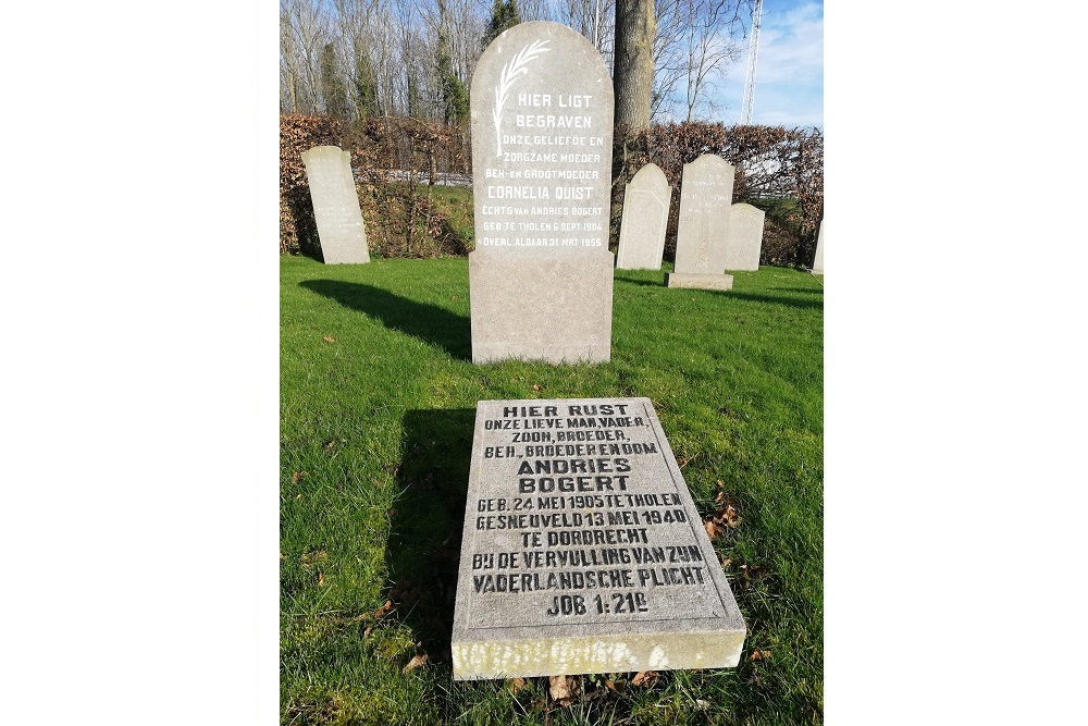 Dutch War Graves Tholen