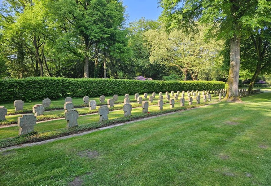 German war graves Gelsenkirchen-Buer #4