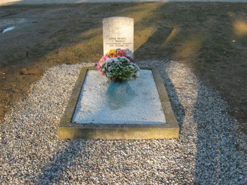 Commonwealth War Grave Cerea