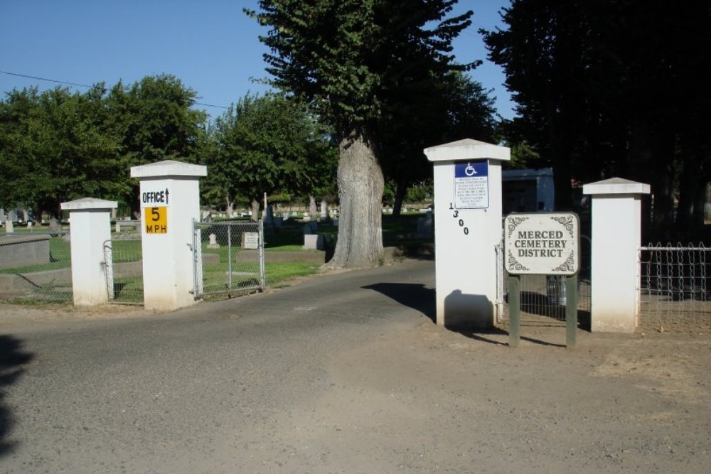 American War Grave Merced Cemetery