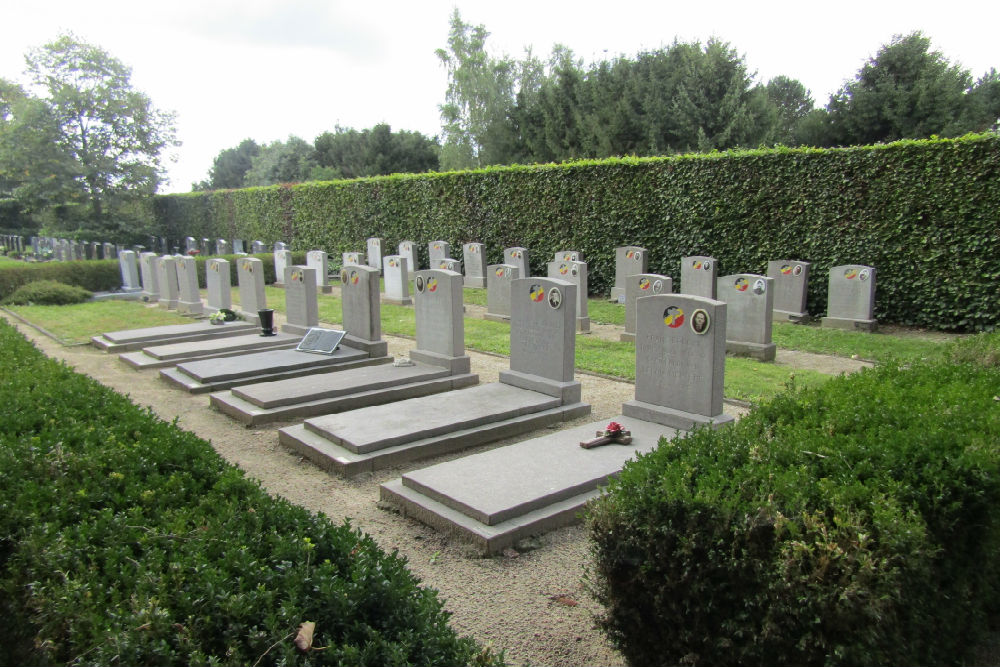 Belgian Graves Veterans Voortkapel
