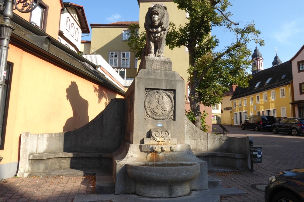 Oorlogsmonument Amorbach #1