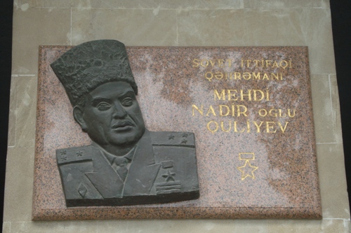Monument Mehdi Quliyev