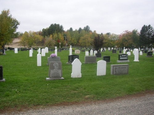 Commonwealth War Grave St. Thomas Church Cemetery