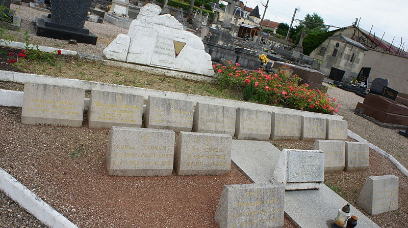 Graves of Veterans and Deported Toul