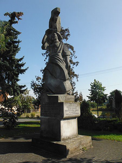 Monument Soldaten & Partizanen