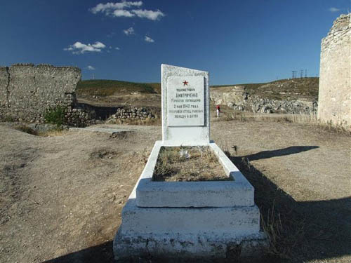 Soviet War Grave Kalamita