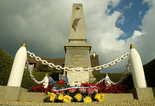 War Memorial Bion