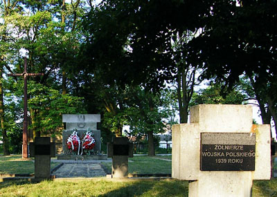 Poolse Oorlogsbegraafplaats Kiernozia
