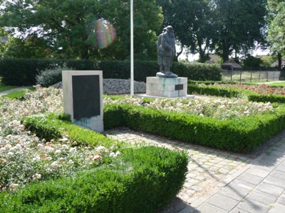 War Memorial Werkendam