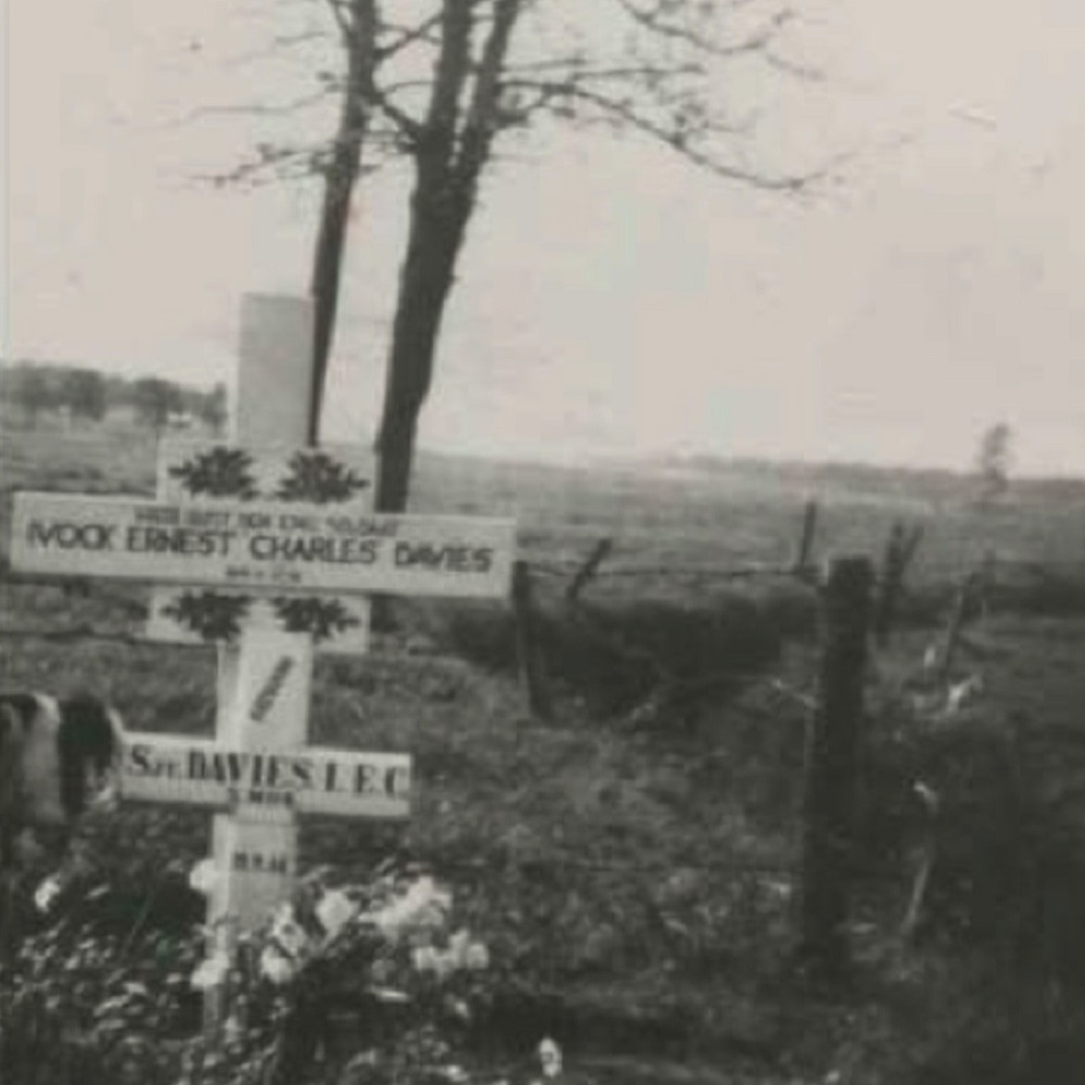 In Memoriam: Field Grave Sgt. Ivor Ernest Charles Davies #2