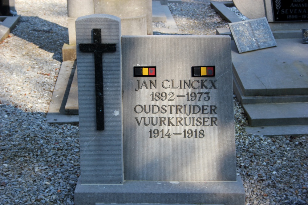 Belgian Graves Veterans Houwaart