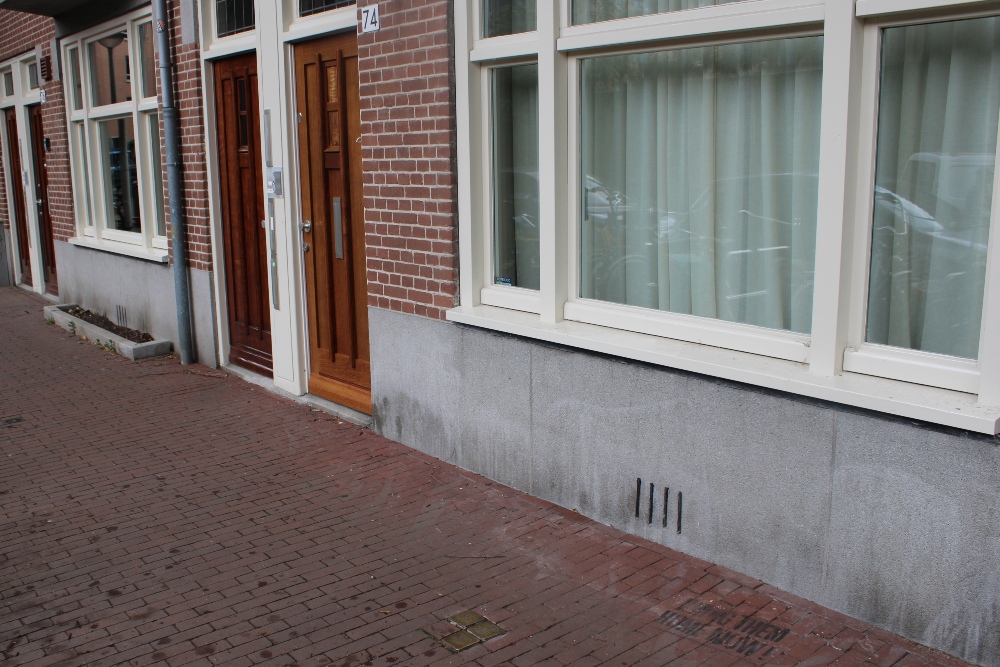 Stumbling Stones Nieuwe Uilenburgerstraat 74 #5