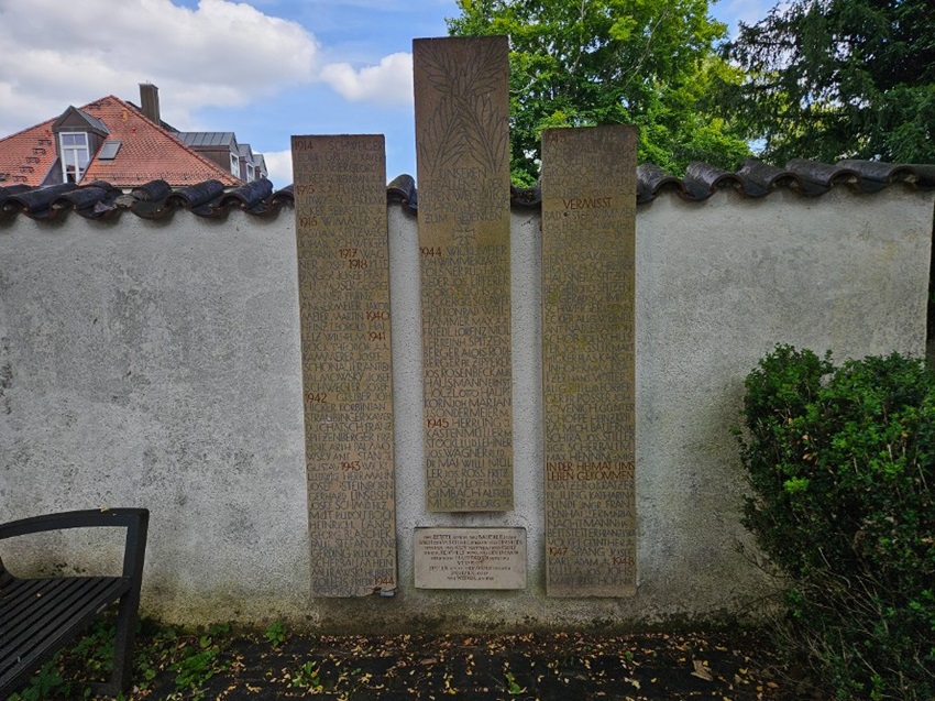 Oorlogsmonument Garching bei Mnchen #4