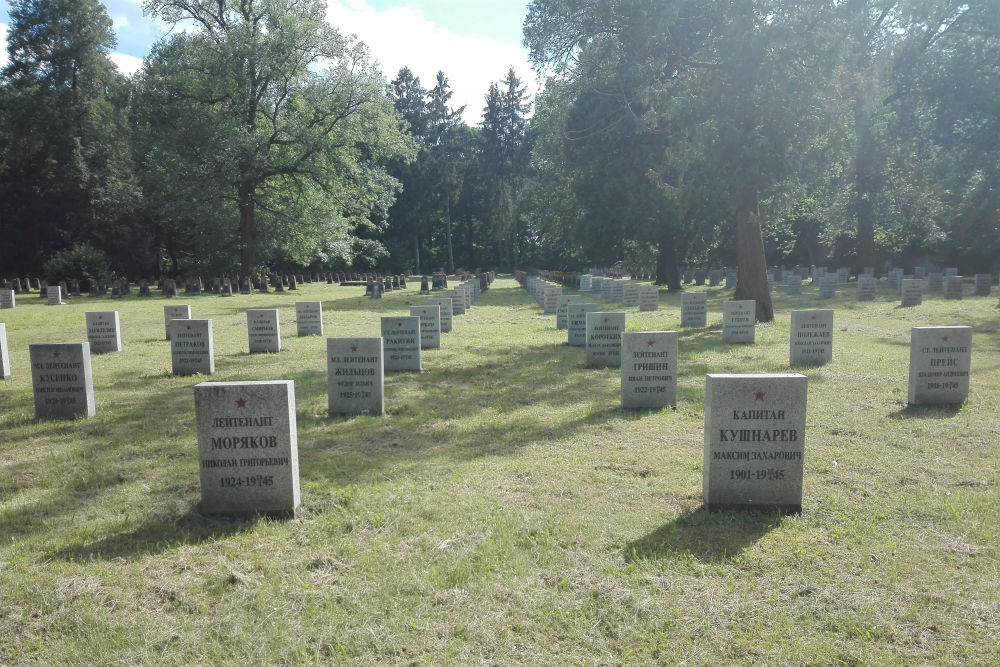 Soviet War Cemetery for Officers Cybinka