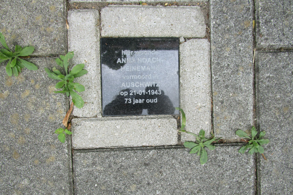 Memorial Stone Spoorstraat 33