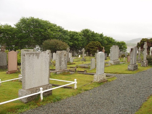 Commonwealth War Graves Stronuirinish Cemetery
