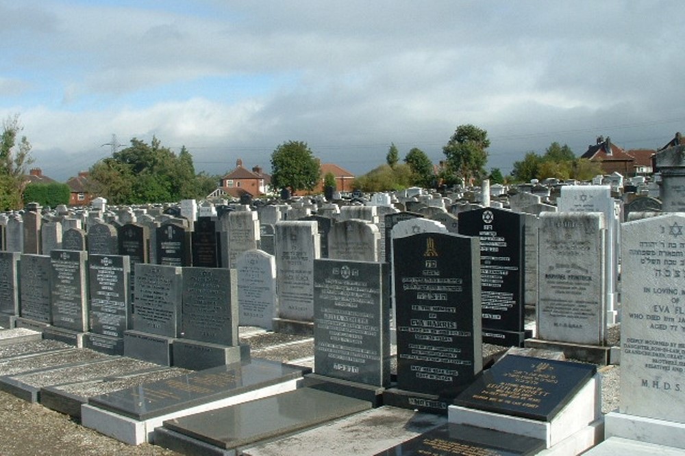 Commonwealth War Graves Blackley Jewish Cemetery