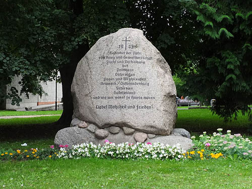 Monument Vluchtelingen 1945