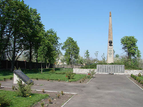Sovjet Oorlogsbegraafplaats Litky