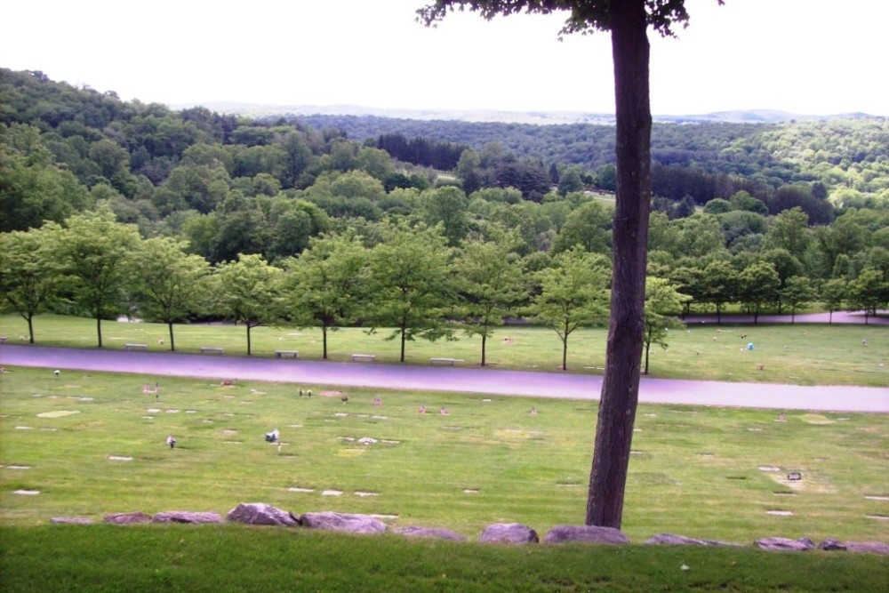 American War Grave Rose Hills Memorial Park
