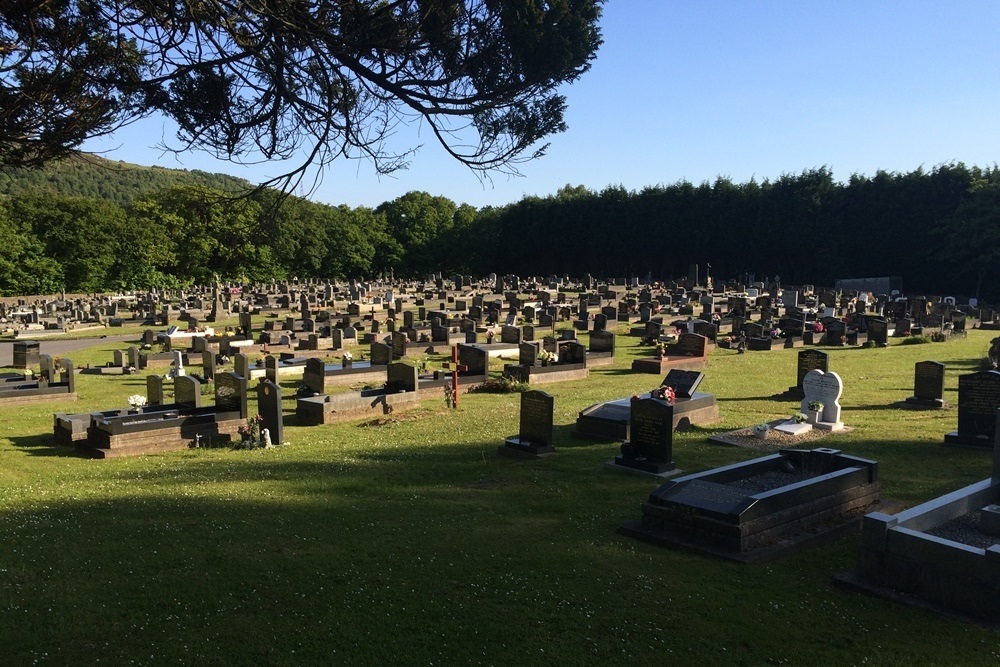 Commonwealth War Graves Coedgwilym Cemetery